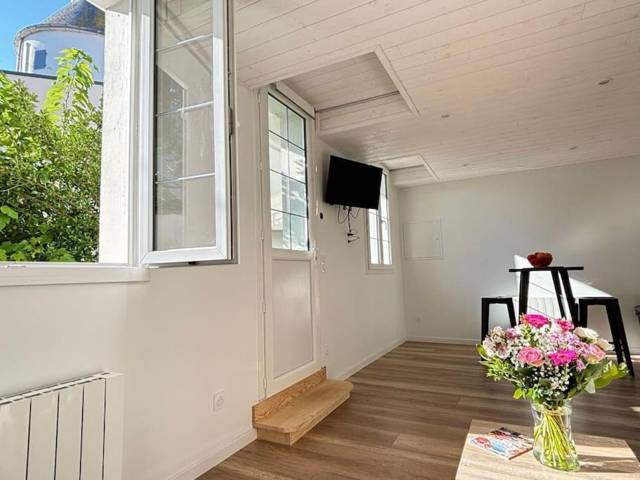 L'Hirondelle, Studio Renove Au Coeur D'Arago Les Sables-d'Olonne Exterior photo